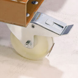 Automatic tilting container on wheels standard