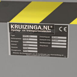 Automatic tilting automatic tilting container standard