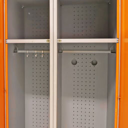 Cabinet wardrobe 2 doors (cylinder lock)