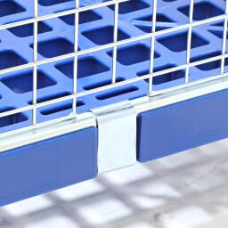 Roll conteneur de sécurité caisson à roulettes antivol fond en plastique avec barrières à emboîter