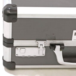 Caisse à outils valise technicien avec fermeture à combinaison
