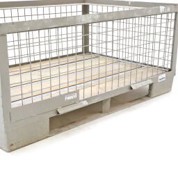 Mesh stillages fixed construction stackable with runners