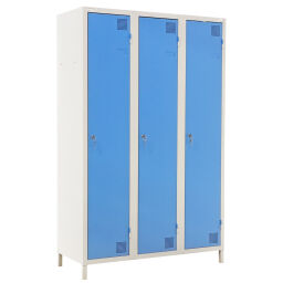 Cabinet drying cabinet 3 doors (cylinder lock)