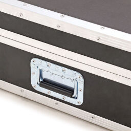 Flightcase with double closure and handle