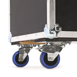 Flightcases met dubbele sluiting en handgrepen