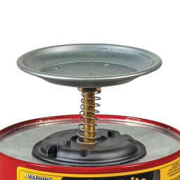 Barrels plunger can with pumping system