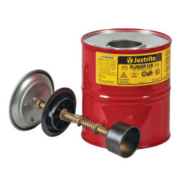 Barrels plunger can with pumping system